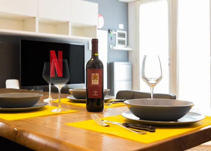 Nettuno - Private Garden In Center 아파트