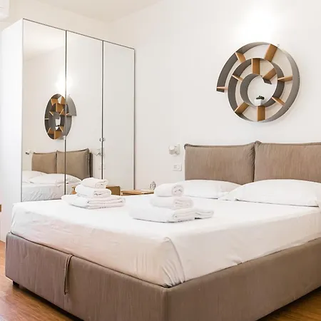 Nettuno - Private Garden In Center