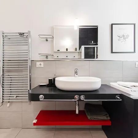 Lejlighed Nettuno - Private Garden In Center *