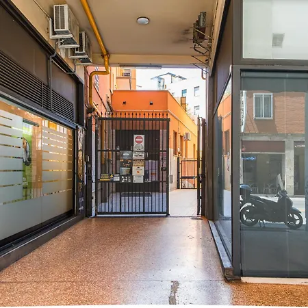 Nettuno - Private Garden In Center Lejlighed Bologna