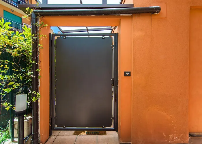 Nettuno - Private Garden In Center شقة