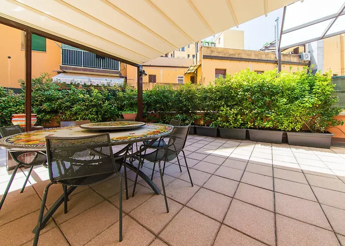 Nettuno - Private Garden In Center بولونيا