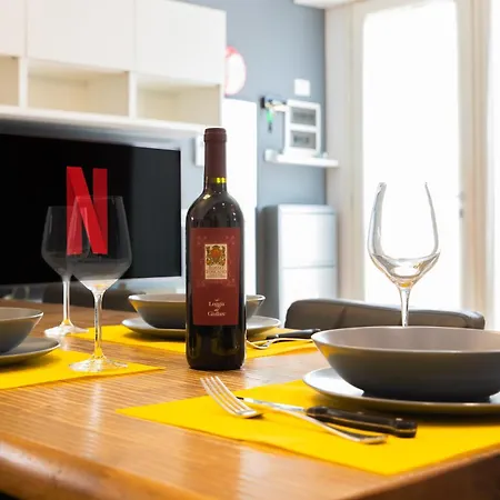 Nettuno - Private Garden In Center Апартаменты