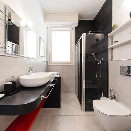 Nettuno - Private Garden In Center Болонья